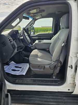 2012 Ford F350 Crew Cab, $13900. Photo 8