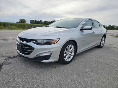 2020 Chevrolet Malibu, $6995. Photo 2