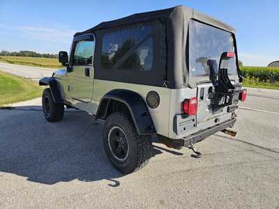2004 Jeep Wrangler Unlimited, $3800. Photo 4