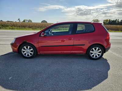 2008 Volkswagen Rabbit, $3600. Photo 2
