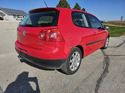 2008 Volkswagen Rabbit, $3600. Photo 4