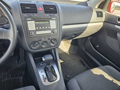 2008 Volkswagen Rabbit, $3600. Photo 9