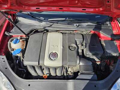 2008 Volkswagen Rabbit, $3600. Photo 10