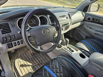 2009 Toyota Tacoma, $6500. Photo 8