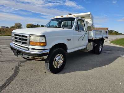 1997 Ford F450-8000, $7500. Photo 2