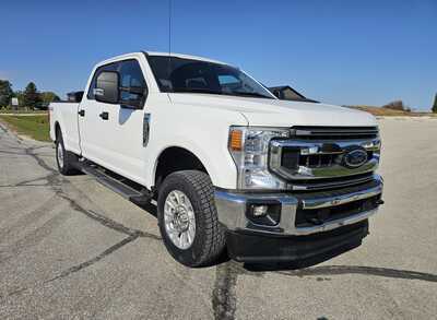 2020 Ford F350 Crew Cab, $26900. Photo 1