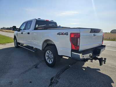 2020 Ford F350 Crew Cab, $26900. Photo 4