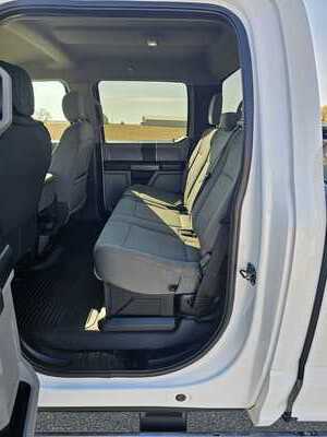 2020 Ford F350 Crew Cab, $26900. Photo 7