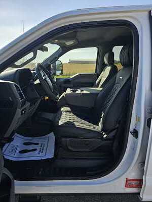 2020 Ford F350 Crew Cab, $26900. Photo 8