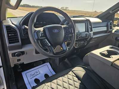 2020 Ford F350 Crew Cab, $26900. Photo 9