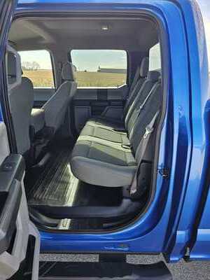 2016 Ford F150 Crew Cab, $12900. Photo 7