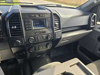 2016 Ford F150 Crew Cab, $12900. Photo 10