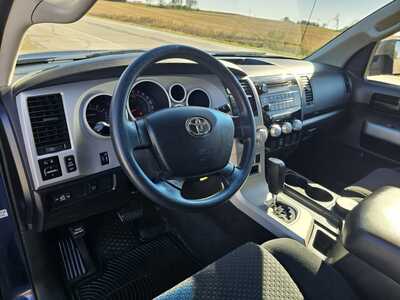 2007 Toyota Tundra Crew Cab, $11500. Photo 8