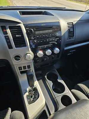 2007 Toyota Tundra Crew Cab, $11500. Photo 10