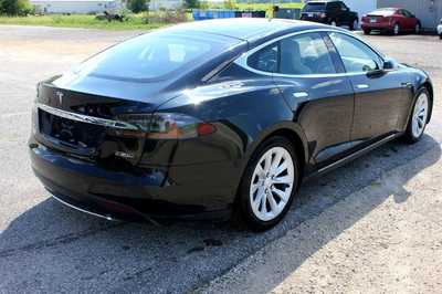 2016 Tesla Model S, $29999. Photo 6