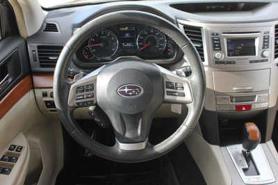 2014 Subaru Outback, $9499. Photo 11