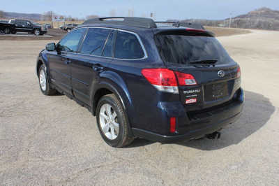 2014 Subaru Outback, $9499. Photo 8