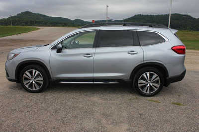 2020 Subaru Ascent, $22999. Photo 9