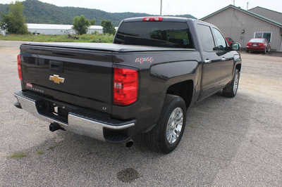 2015 Chevrolet 1500 Crew Cab, $17999. Photo 6