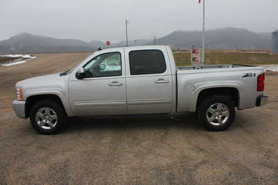2011 Chevrolet 1500 Ext Cab, $8999. Photo 9