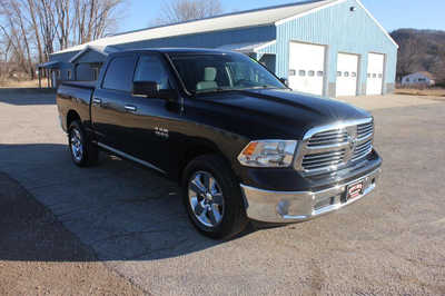 2018 RAM 1500 Crew Cab, $20999. Photo 4