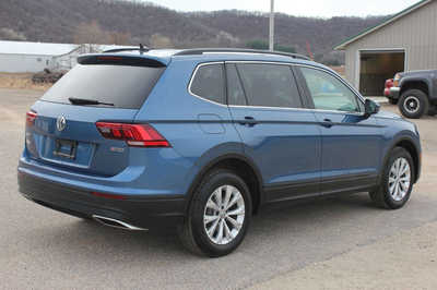 2019 Volkswagen Tiguan, $14499. Photo 6