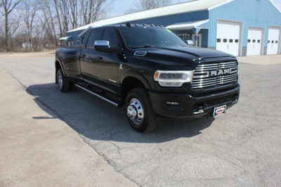 2021 RAM 3500 Crew Cab, $54999. Photo 4