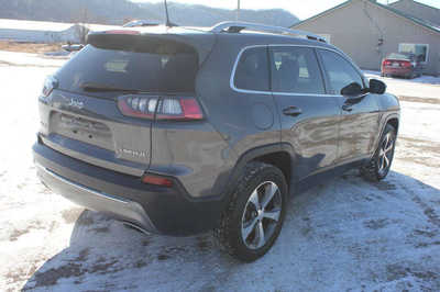 2019 Jeep Cherokee, $18499. Photo 6