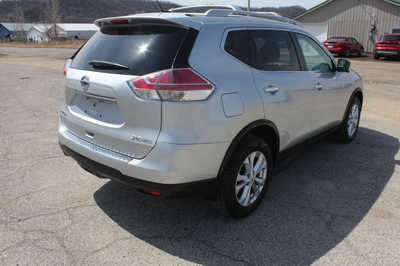 2015 Nissan Rogue, $10999. Photo 6