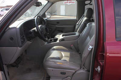 2006 GMC Yukon XL, $3999. Photo 8