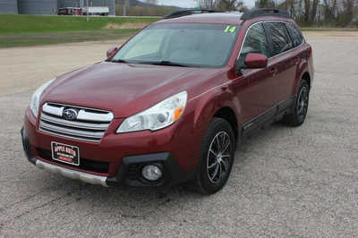 2014 Subaru Outback, $9499. Photo 2
