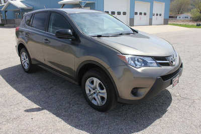 2015 Toyota RAV4, $10999. Photo 4