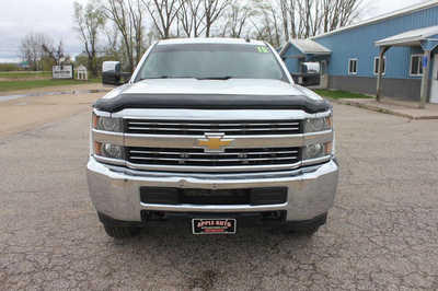 2015 Chevrolet 2500 Crew Cab, $21999. Photo 3