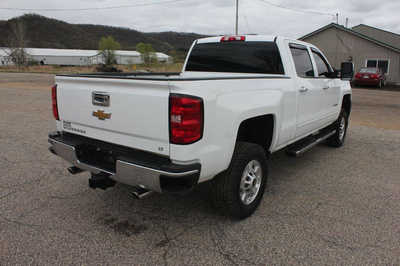 2015 Chevrolet 2500 Crew Cab, $21999. Photo 6
