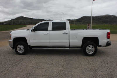 2015 Chevrolet 2500 Crew Cab, $21999. Photo 9