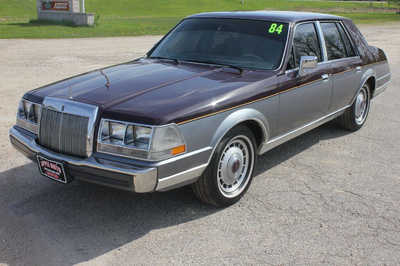 1984 Lincoln Continental, $6999. Photo 2