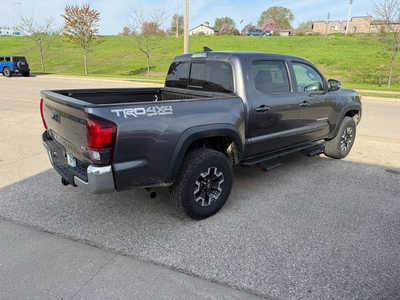 2019 Toyota Tacoma, $29999. Photo 4