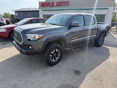 2019 Toyota Tacoma, $29999. Photo 1