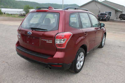 2016 Subaru Forester, $12999. Photo 6