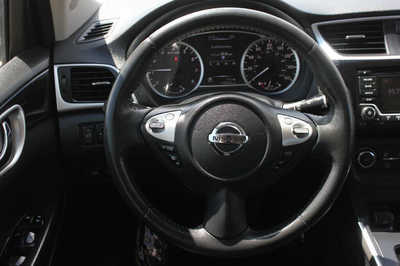 2016 Nissan Sentra, $7999. Photo 11