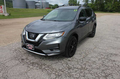 2017 Nissan Rogue, $9999. Photo 1