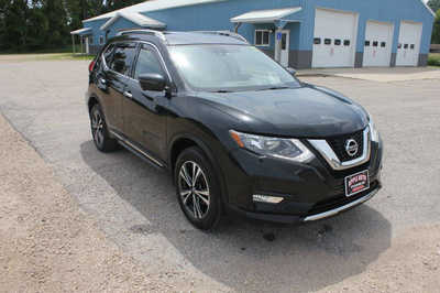 2017 Nissan Rogue, $11999. Photo 4