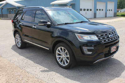 2016 Ford Explorer, $15999. Photo 4