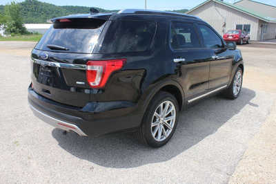 2016 Ford Explorer, $15999. Photo 6