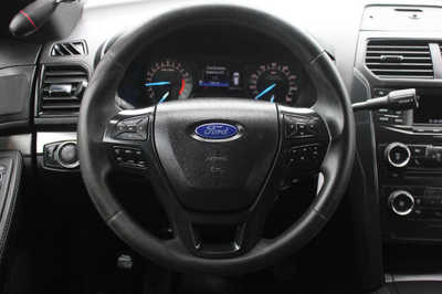 2017 Ford Explorer, $0. Photo 11