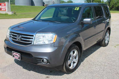 2015 Honda Pilot, $14999. Photo 2