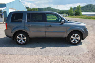 2015 Honda Pilot, $14999. Photo 5