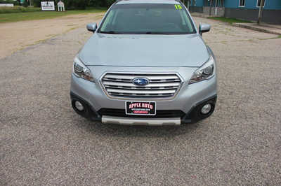2015 Subaru Outback, $11999. Photo 3