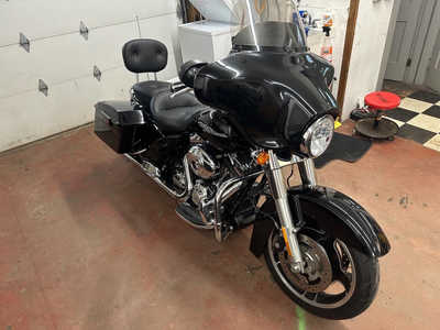 2012 Harley-davidson Street Glide, $8999. Photo 2