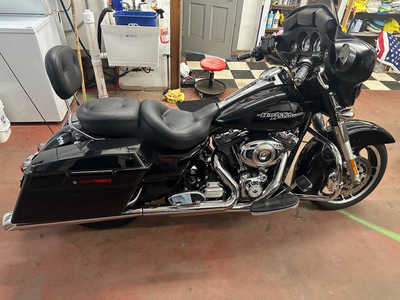2012 Harley-davidson Street Glide, $8999. Photo 3